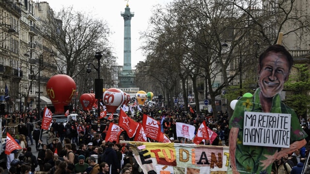 Da protesta a rivolta: quel che succede in Francia parla anche a noi